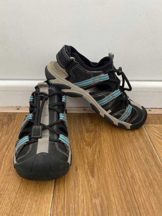 Дитячі босоніжки