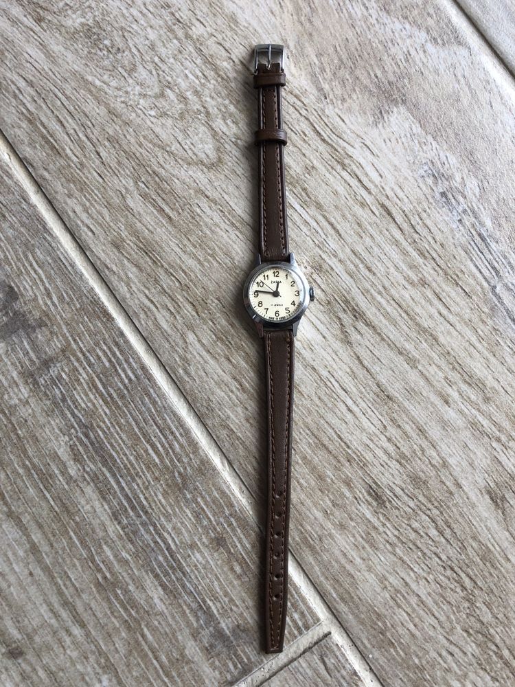 Zabytkowy zegarek damski radzieckiej marki Zaria Ussr Vintage