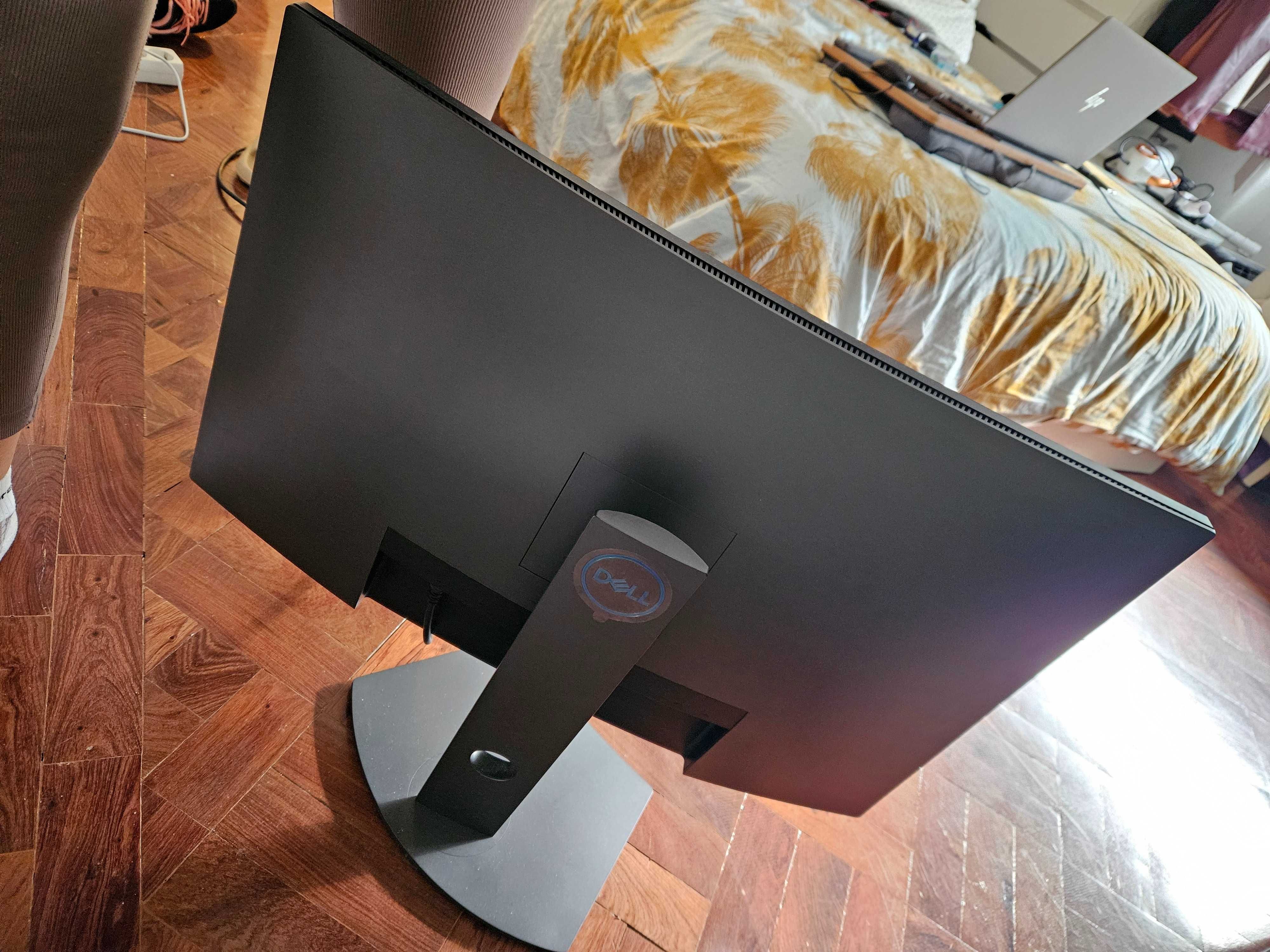 Monitor Dell 32" Curvo QHD 165Hz - Excelente estado
