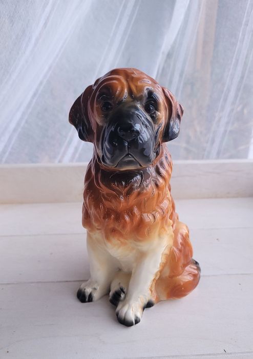 Figurka pies bernardyn ceramika