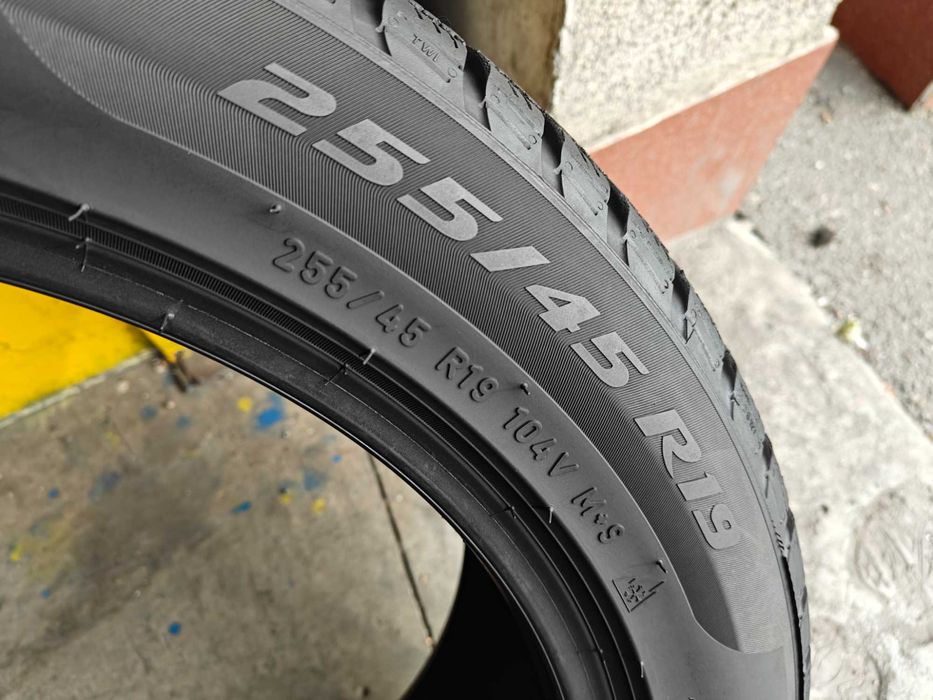 2шт R19 255 45 шини зимові Pirelli Winter SottoZero 3 made Germany
