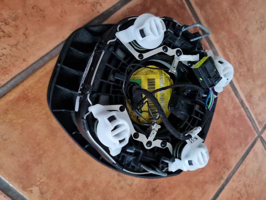 Air bag BMW f20 volante
