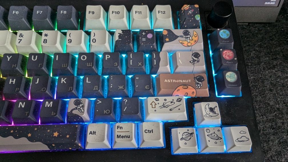 Astronaut 3,0 РВТ, игровые колпачки для клавиш Cherry Profile
