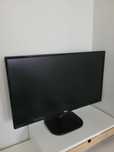 Monitor LG IPS LED o przekątnej 24 cale wraz z klawiaturą USB.
