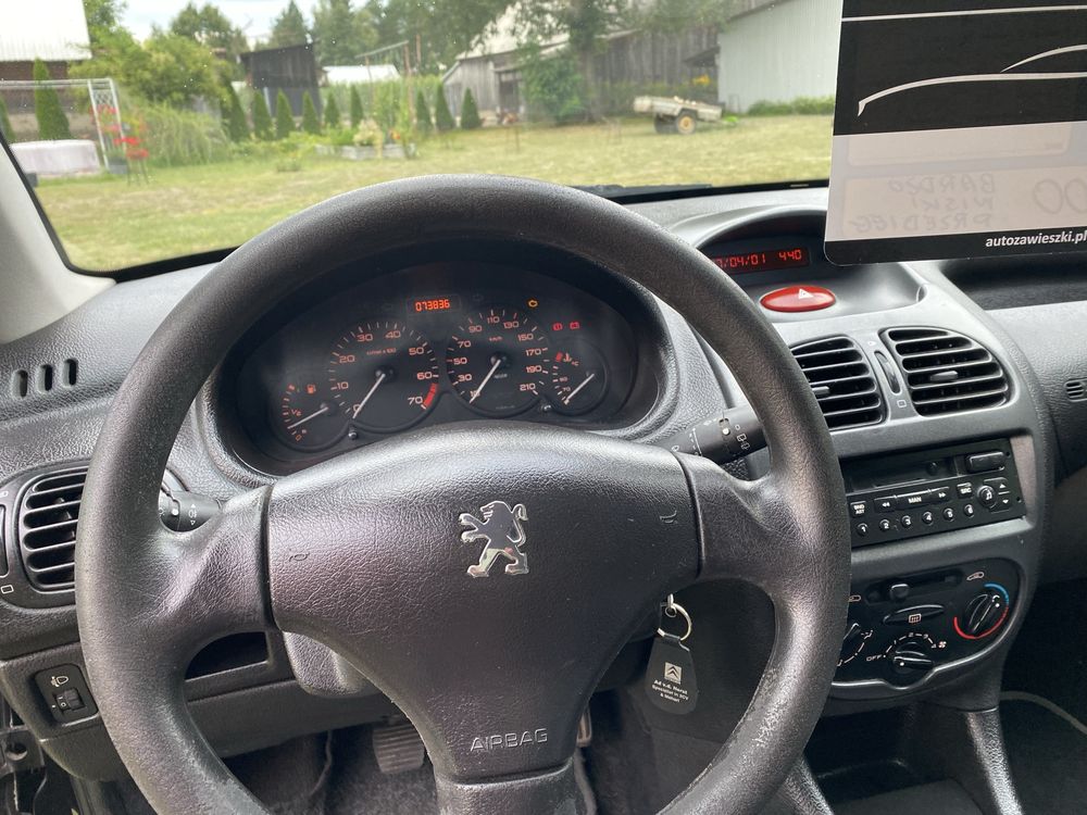 Sprzedam Peugeot 206 benzyna