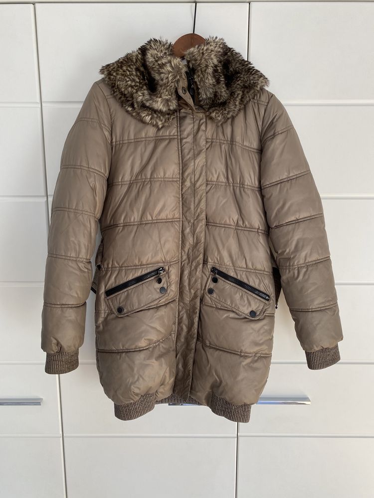 bezowa brązowa kurtka z kożuszkiem futerkiem vintage
