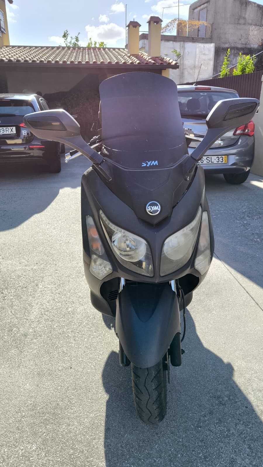 Scooter Sym 125 gts