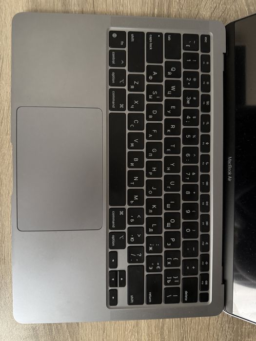 Продам ноутбук Air M1