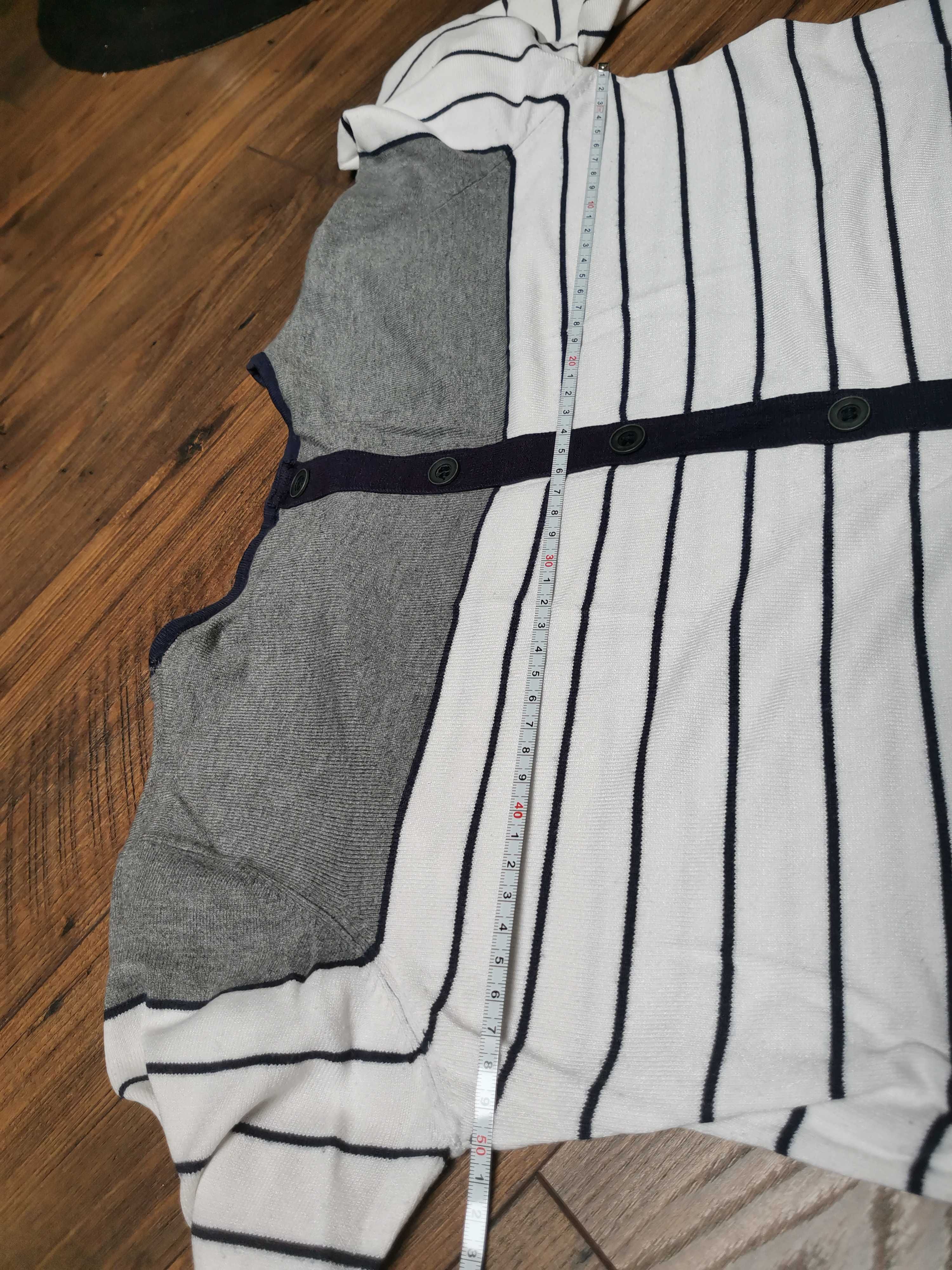 Sweter długi rękaw M / L