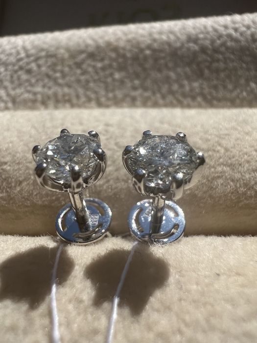 Золотые гвоздики с бриллиантами#пусети з діамантами#сережки діамантові