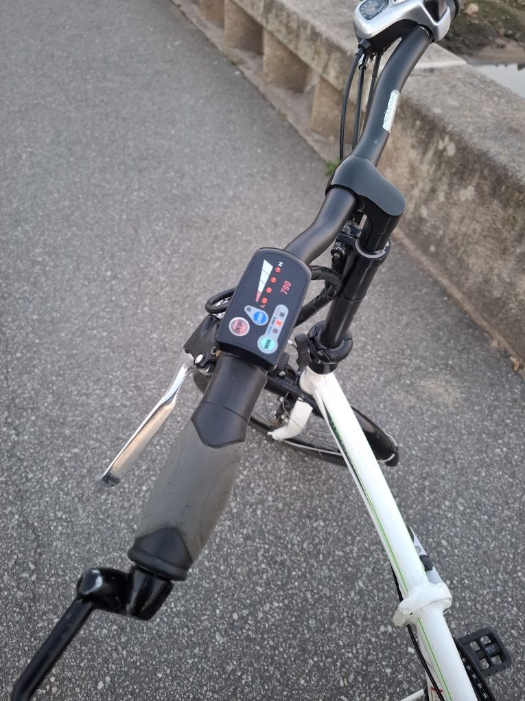 Bicicleta dobrável bateria