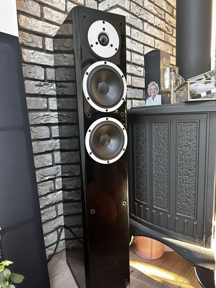 Kolumny podłogowe Dynaudio Excite X32 para