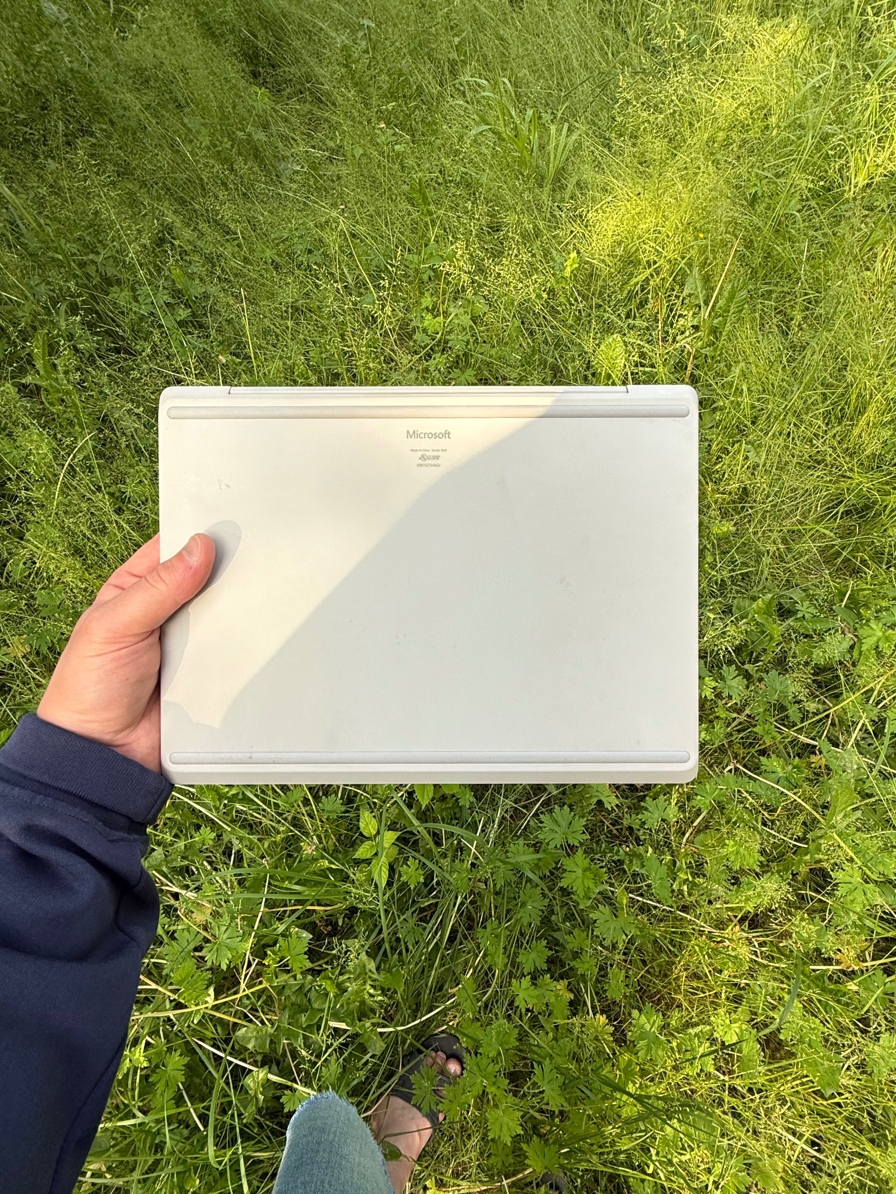 SURFACE LAPTOP GO (Platinum, 12.4, i5-1035G1, 8RAM, 128SSD, як новий)