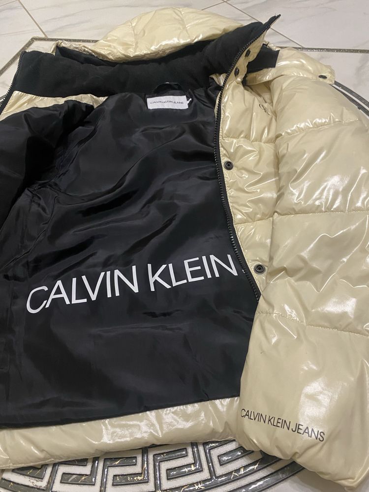 Зимня куртка Calvin Klein Жіноча