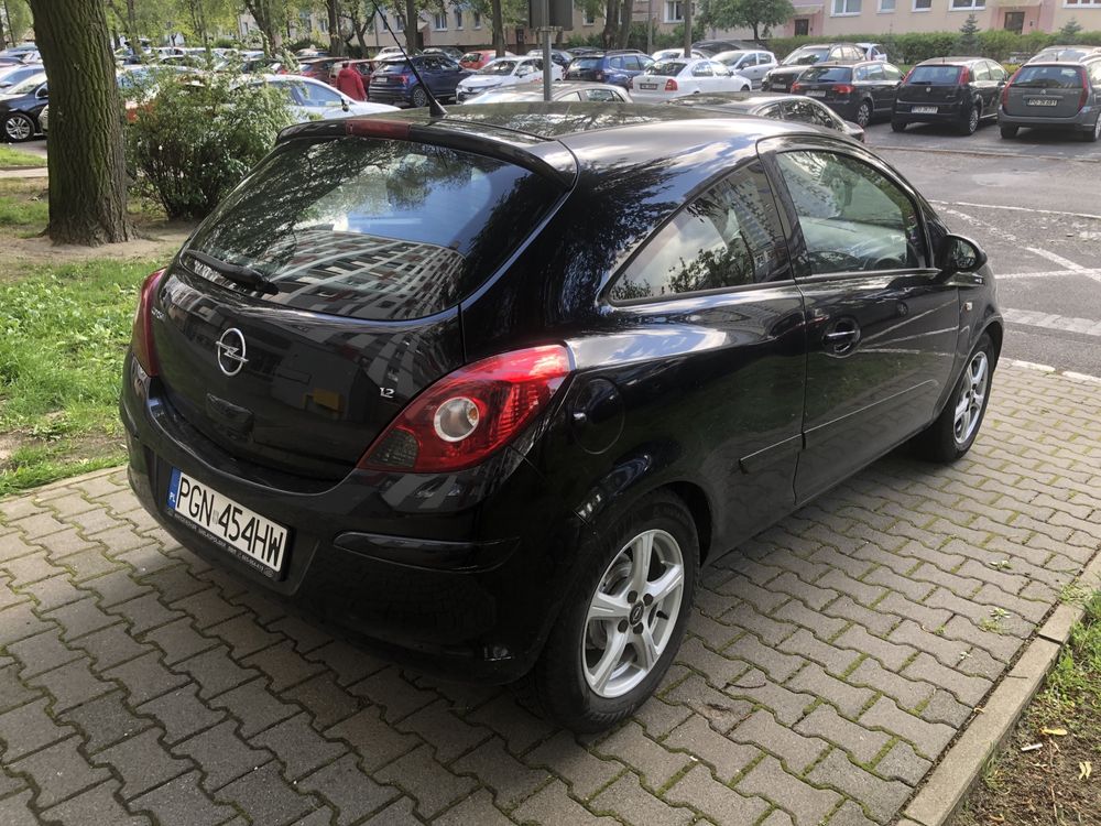 Opel Corsa D 2007 r. 1.2 benzyna