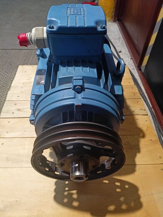 Silnik elektryczny WEG  trójfazowy 15kw (nie 10, 12,14,16,18,20 kw )