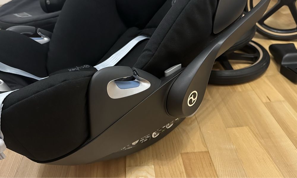 Wózek Cybex Priam 4.0 3w1 ze śpiworkiem i terenowymi kołami zestaw