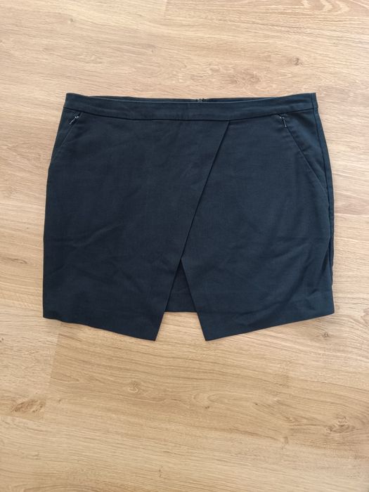 Czarna spódnica mohito 40