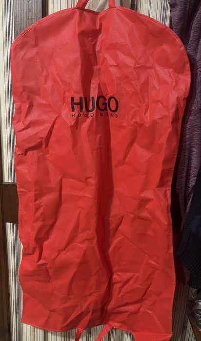 Сумка Чохол для одягу Hugo Boss