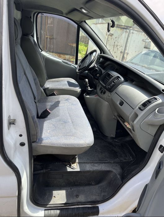 Продам микроавтобус Renault Trafic