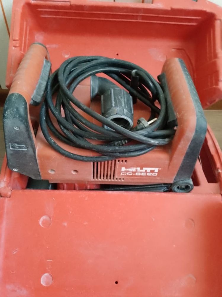 Штроборез HILTI молель DS-SE20