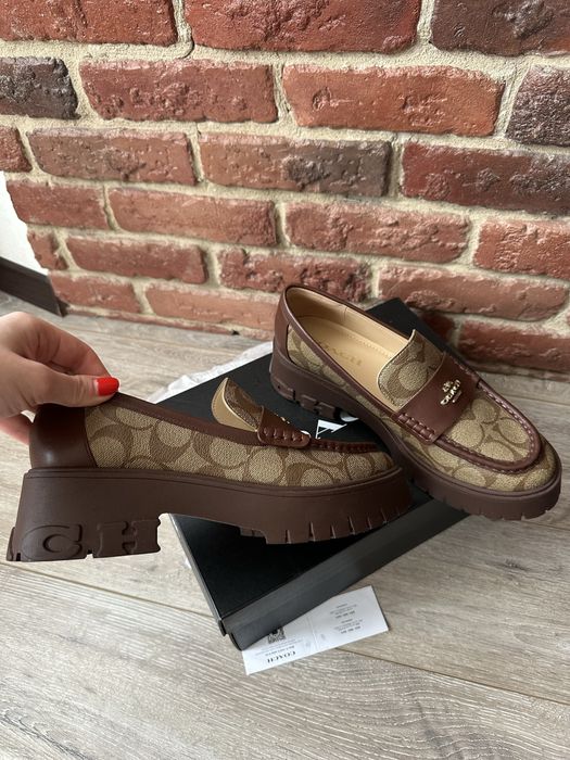 Стильні лофери Coach, 38 розмір