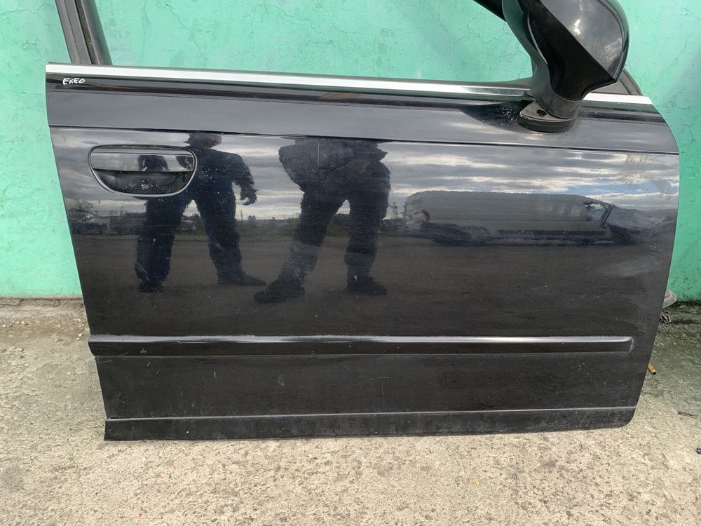 Seat EXEO drzwi prawe przednie prawy przod czarne