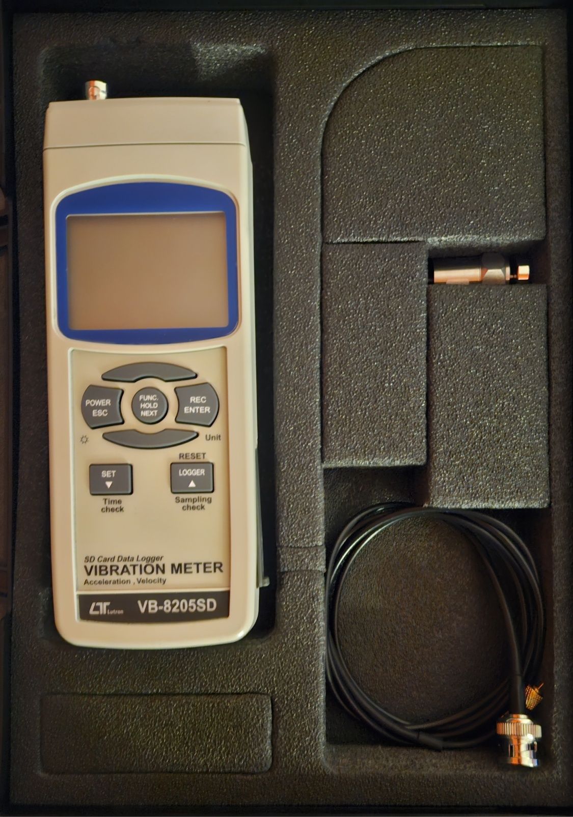 Miernik wibracji VB-8205SD