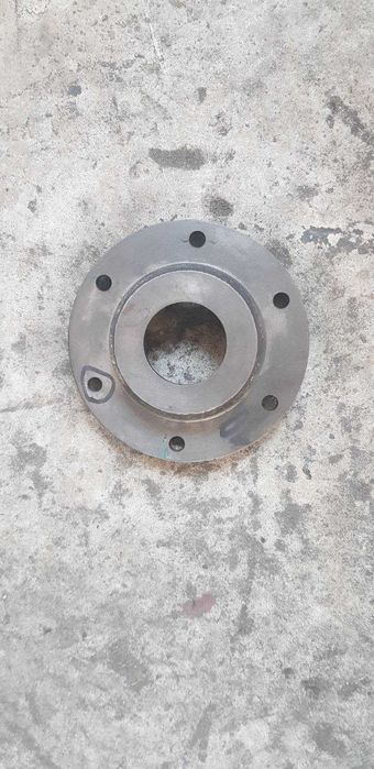 Кришка сальника вакуумного насоса КО 510