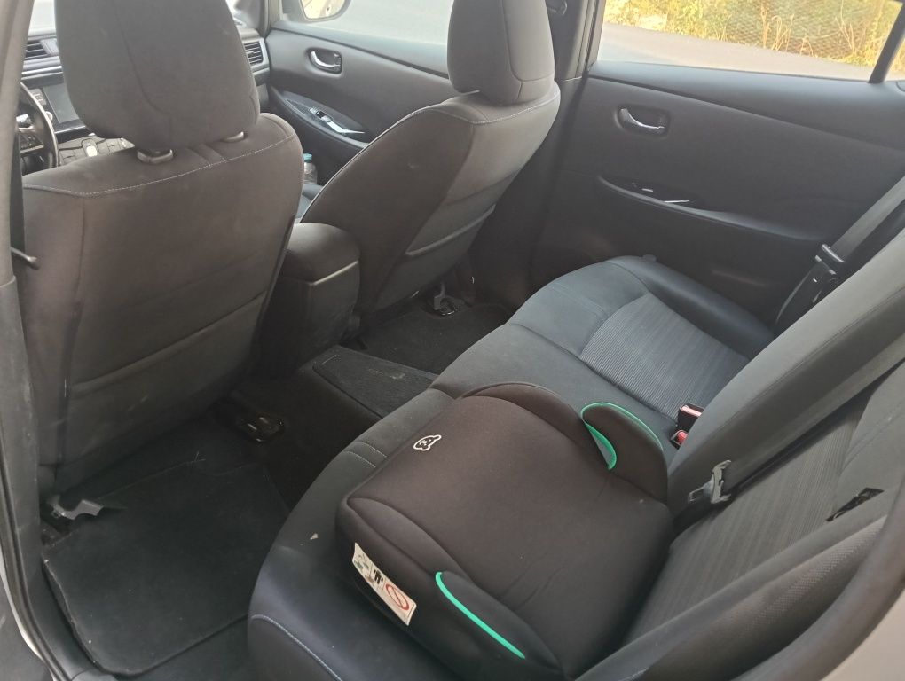 Vendo Nissan Leaf