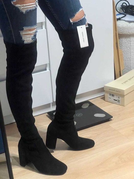 stylowei wyodne kozaki za kolano