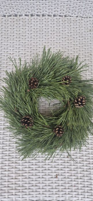 Zbieram zamówienia na wianki z żywej jodły , sosny.