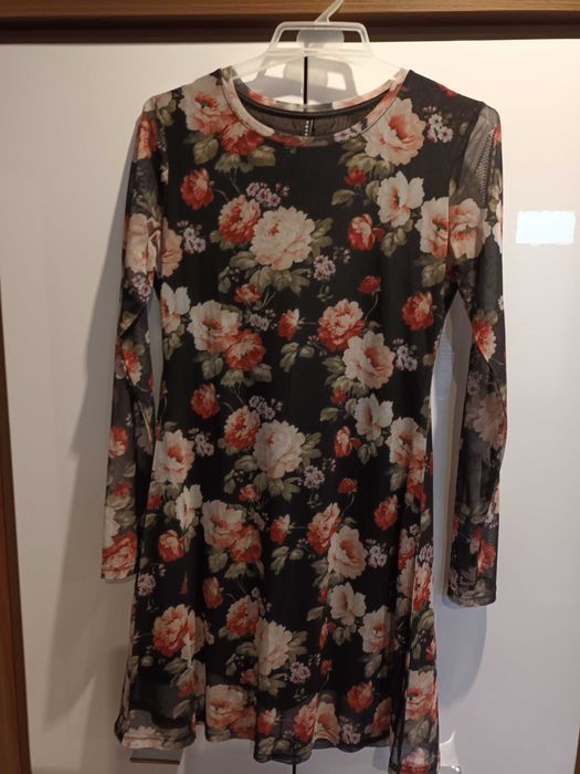 Sukienka HOUSE w kwiaty M.