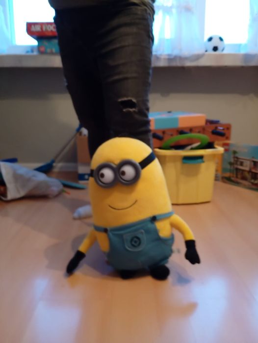 Minionek duży świetna zabawka