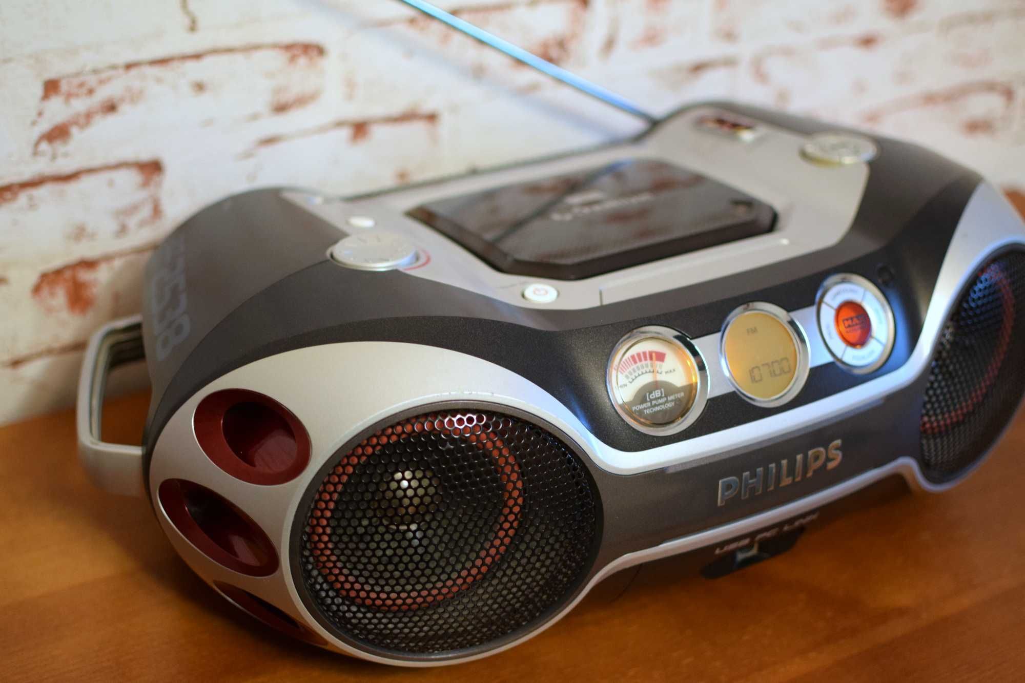 Radioodtwarzacz  CD MP3 boombox  Philips az2538