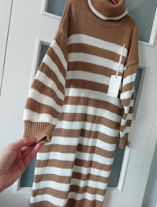 Długa włoska sukienka sweterkowa z golfem w paski Uni M L XL