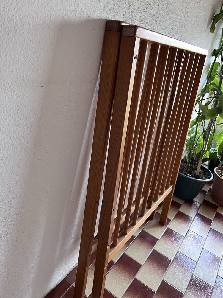 Cama de bebe/criança