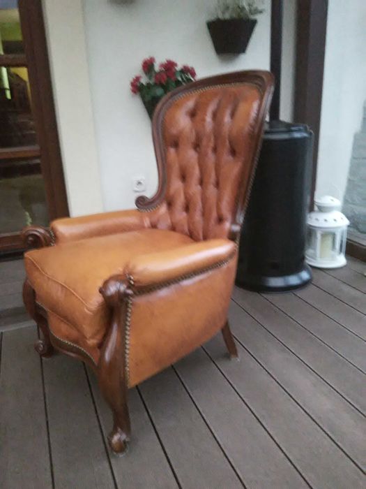 Fotel Ludwik Rzeźbiony Skóra Antyk