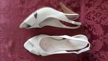 Buty na obcasie Sagan