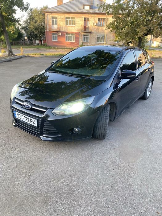 Продам форд фокус 3 2.0 бензин