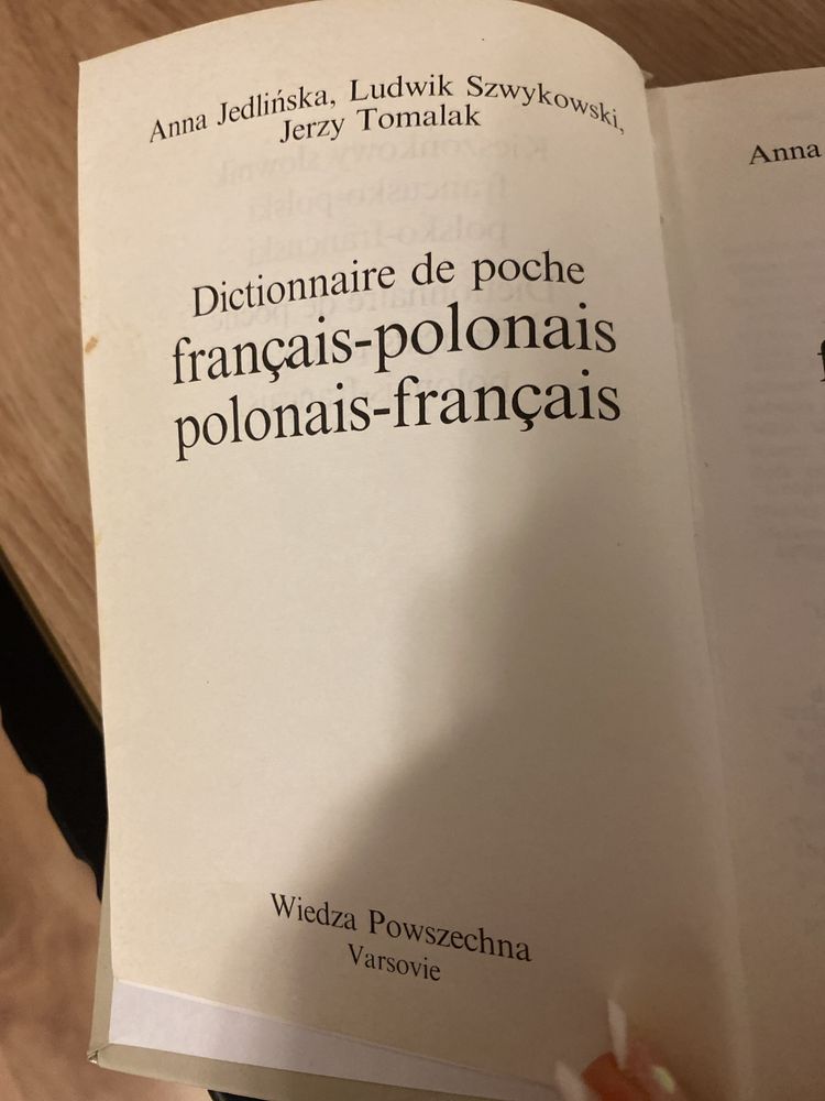 Słownik „kieszonkowy”francusko-polski/polsko-francuski