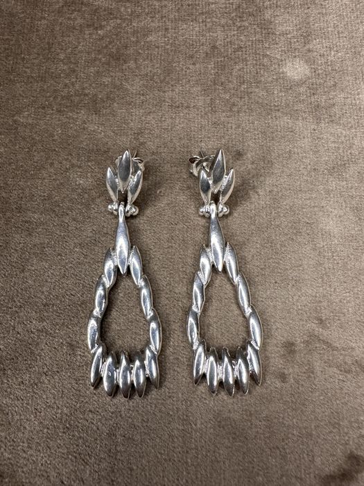 Brincos em prata