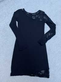 Super sexy koronkowa sukienka „mała czarna”