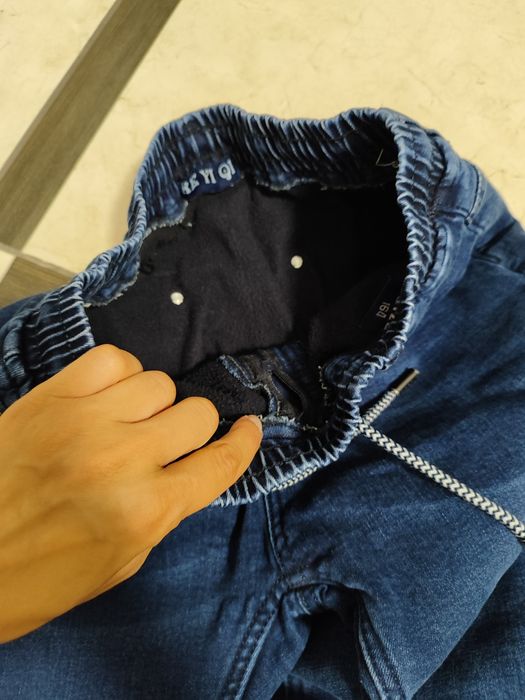 Зимові джинси на підлітка