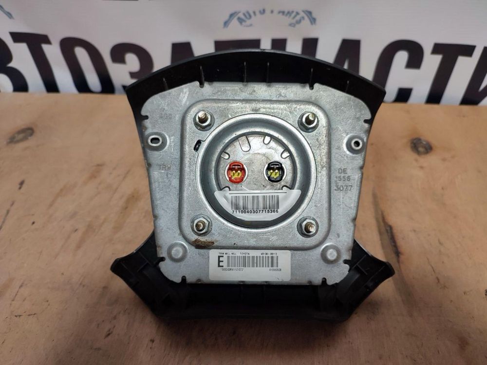 Подушка безпеки керма руля airbag водія Toyota Avensis T25 2005-2009