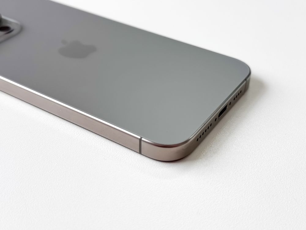 iPhone 15 Pro Max 1 TB Naturalny Tytan 100% bateria Sklep Gwarancja