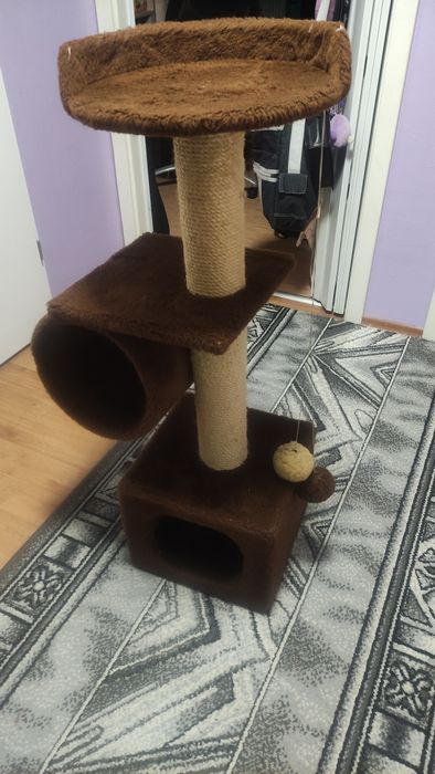 Drapak dla kota brazowy