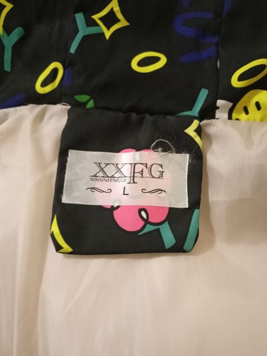 Продам жіночу  куртку