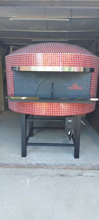 Piec do pizzy opalany drewnem i gazem