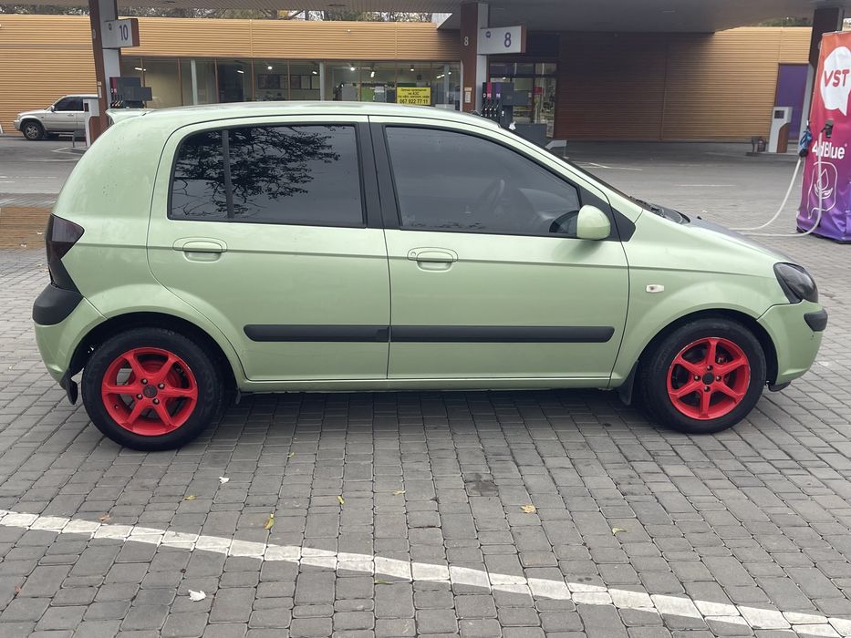 хендай гетц.